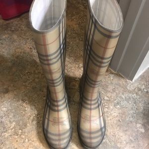 Burberry Rainboots